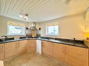 Photo 13- click for photo gallery